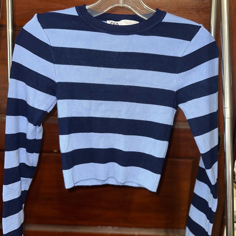 Zara Blue Ribbed Crop Sweater